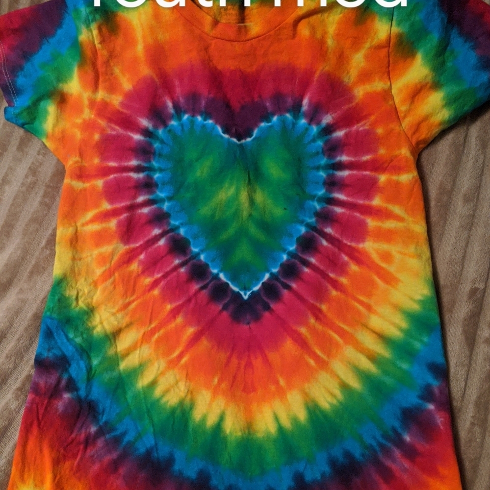 Youth med hand tie dye shirt
